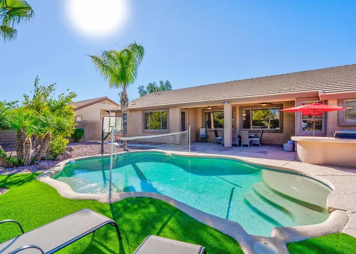 Backyard Of Dreams W Heated Pool! *