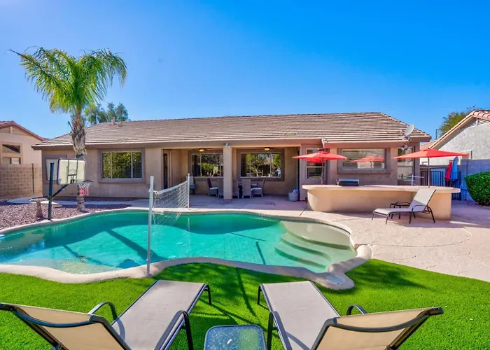 Holiday home Backyard Of Dreams W Heated Pool! Gilbert